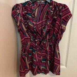 Blouse - multi colored -open sleeve -button up - slimming waist - barely worn